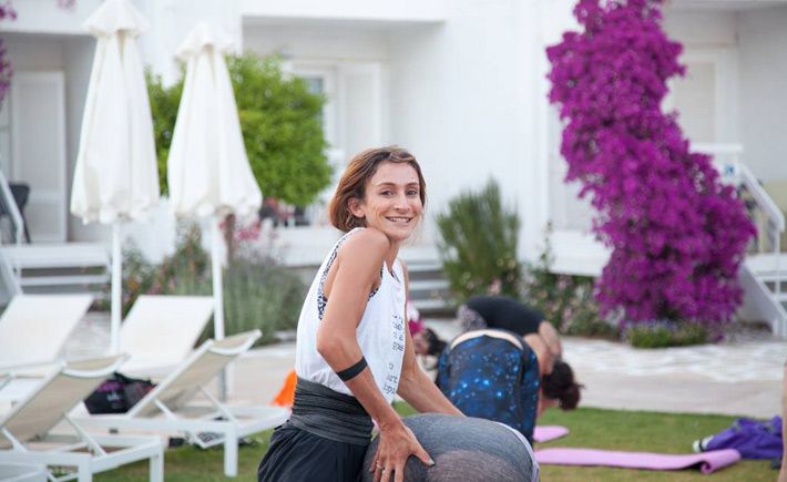 Marion_Crampe_greek_summer_pole_camp