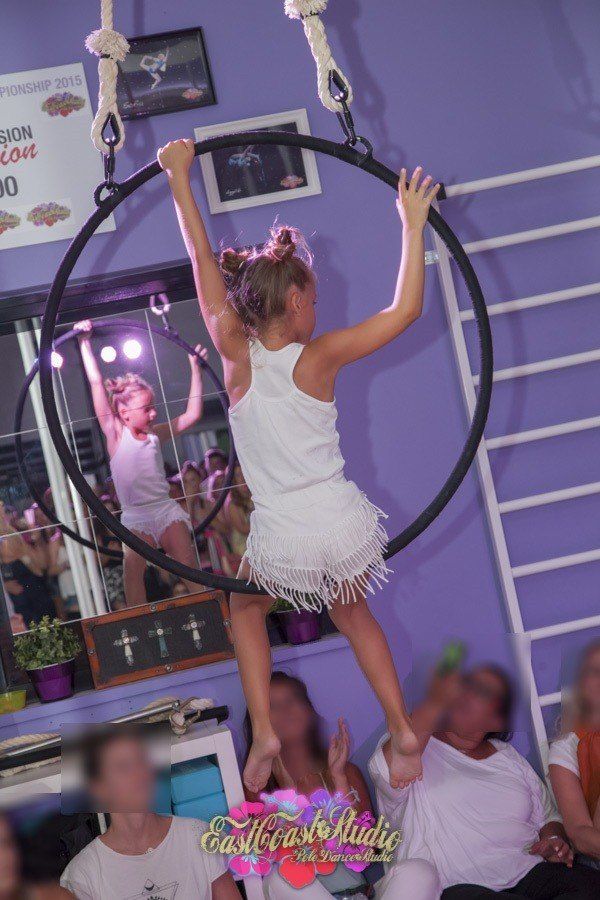 Pole_Aerial_Kids_Photo