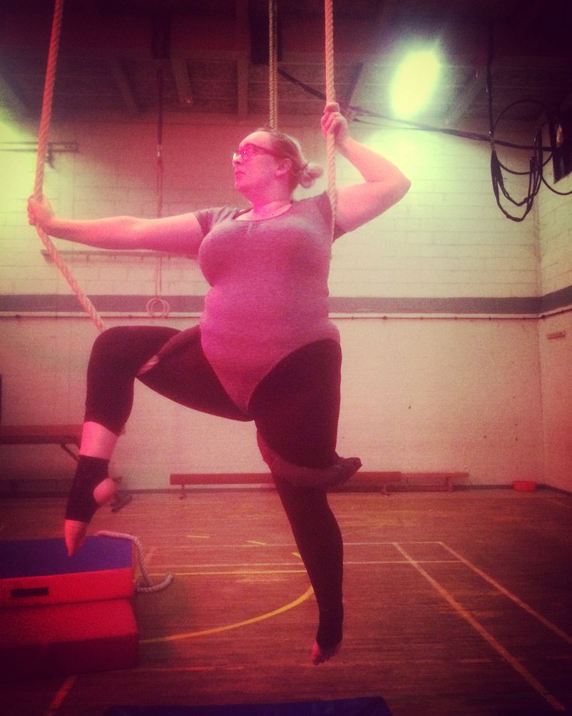 Plus size aerialist: This is the article I wish I had been able to find before I took my first class
