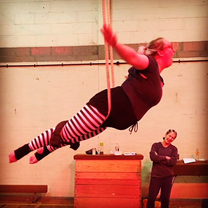 Plus size aerialist: This is the article I wish I had been able to find before I took my first class
