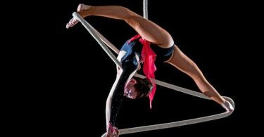 Acrobatic Rope: Strength and Grace in Aerial Acrobatics