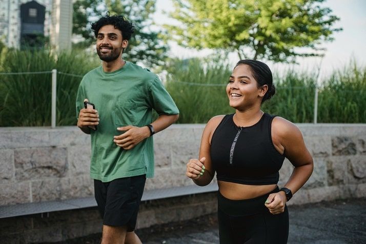 Sports For Students: How to Choose a Trainer in the Gym?
