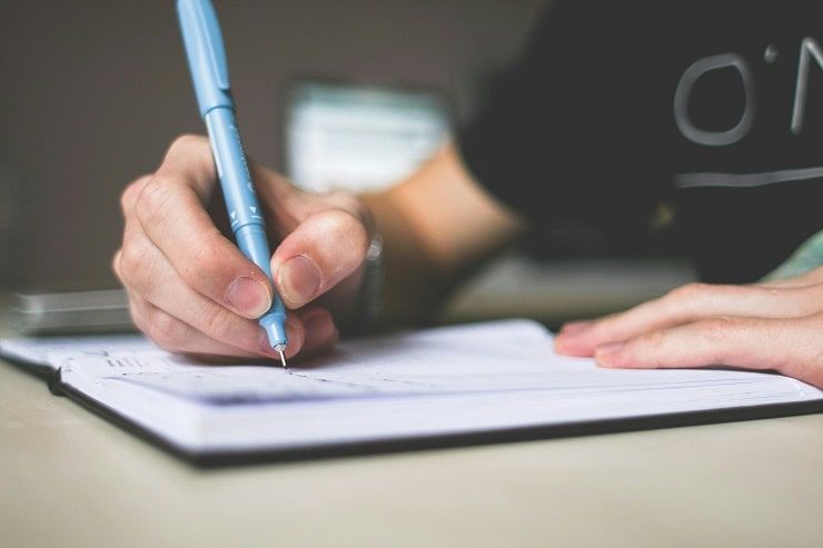 Ethical Writing in Academic Support: Navigating Essay Services and Integrity