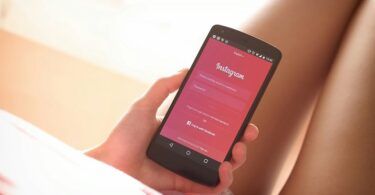 Pole Dance Captions for Instagram: Stress-Free Social Media Tips