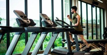 How To Incorporate HIIT Treadmill Workouts Into Your Fitness Routine
