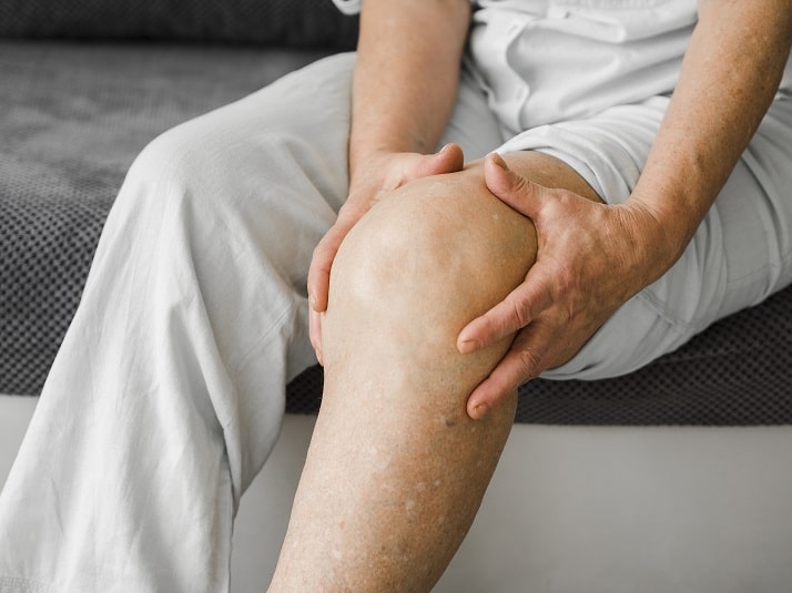 Can Sciatica Cause Knee Pain? Symptoms, Causes, and Treatment Options