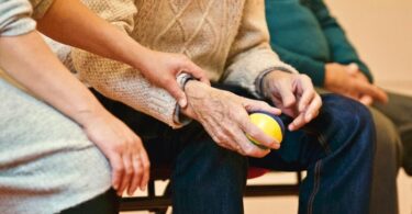 3 Factors Which Require Thought Before You Select a Nursing Home for an Elderly Relative
