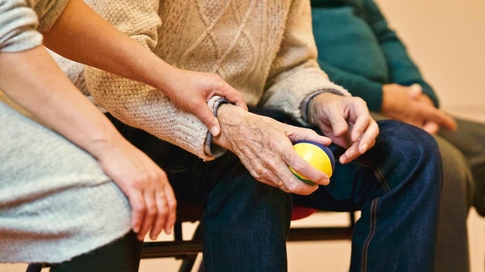 3 Factors Which Require Thought Before You Select a Nursing Home for an Elderly Relative
