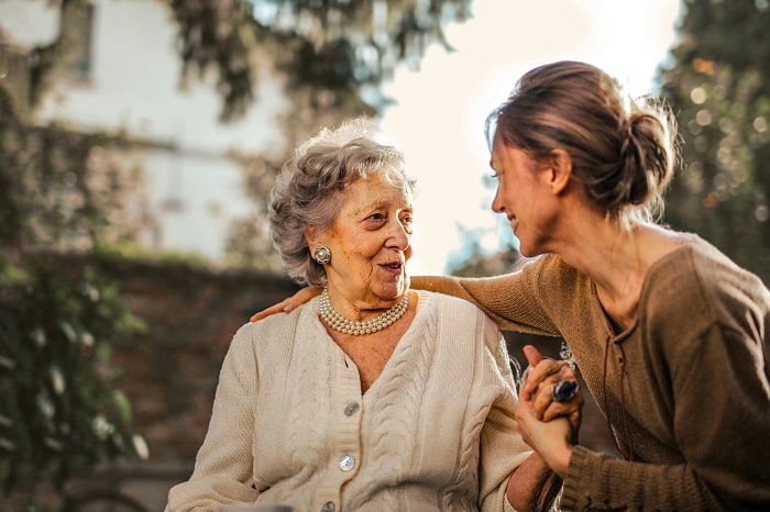 How Hospice Care Service Can Help Manage Pain and Symptoms