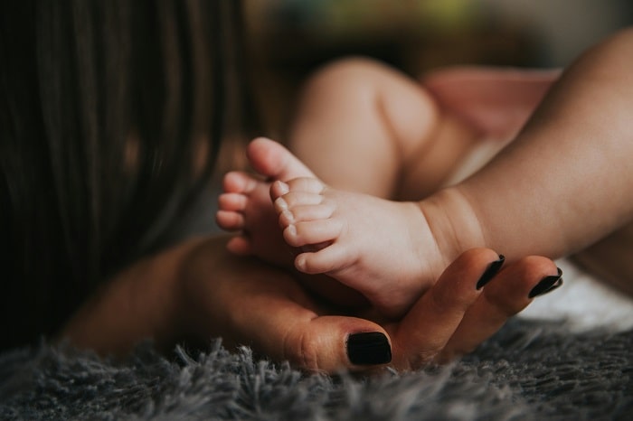 The Benefits of Hiring a Postpartum Doula Service for First-Time Parents