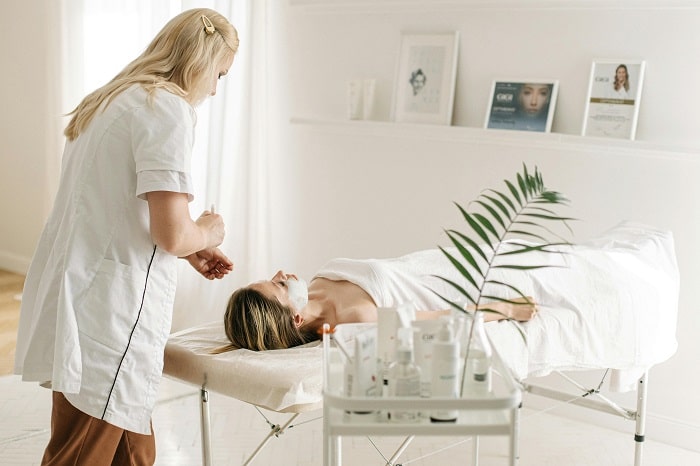 Dermatologist Singapore Price: How Much Do They Charge?