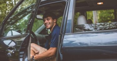 Why Choose Quick-Install Car Window Shades for Daily Driving 