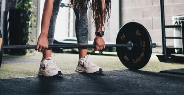 How to Integrate Strength Training into Your Routine: Benefits and Effective Exercises