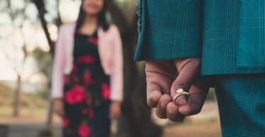 Sky Proposal Ideas: How to Plan a Romantic Sky-High Proposal