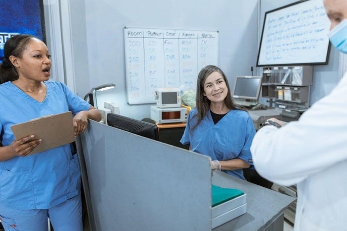 Health Administration: Key Roles, Challenges, and Impact on Patient Care