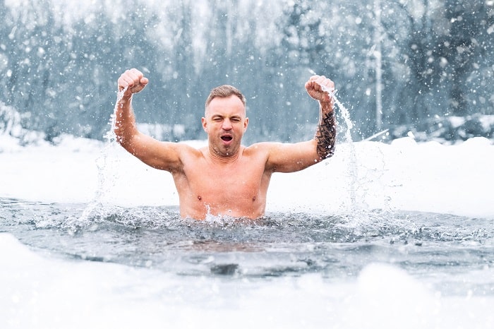 5 Potential Benefits of Ice Baths For Athletes 