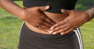 Can Hydrogen Water Cause Bloating? Effects on Digestion & Side Effects