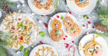 7 Ways To Buy The Best Sweet Treats For Your Christmas Party This Year