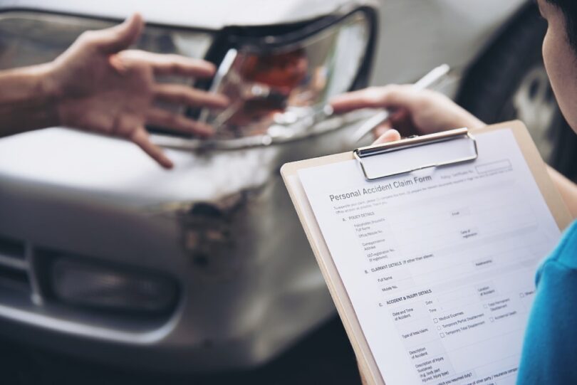 Do You Need an Auto Accident Lawyer for Out-of-Court Settlements?