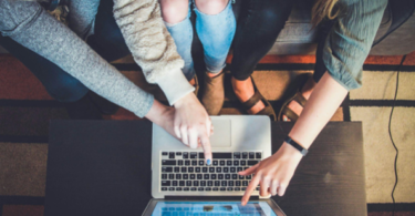 The Chat with Strangers Phenomenon: Why We Love It