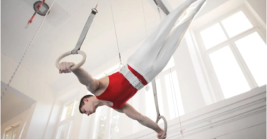 3 Tips for Maintaining an Active Lifestyle as a Circus Acrobat