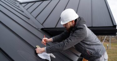 Role of Roof Pitch in Water Drainage and Longevity