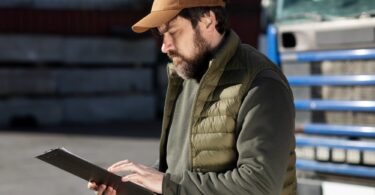 Interstate Compliance: Mastering UCR Filing for Trucking Success