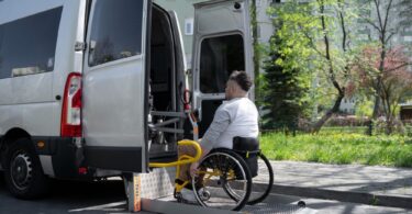 How to Choose the Right Long-Distance Non-Emergency Medical Transport Service?