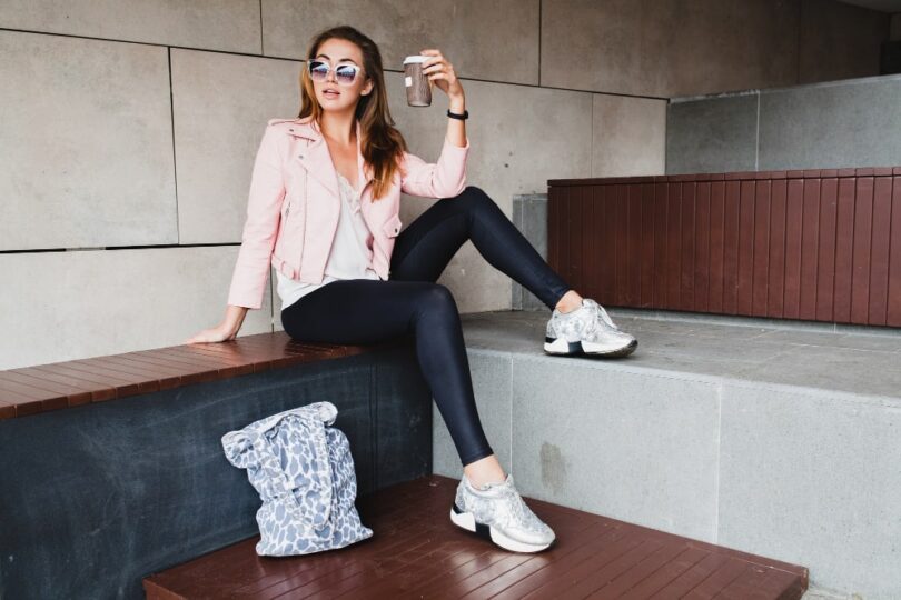 How to Stay Comfortable and Stylish While Active