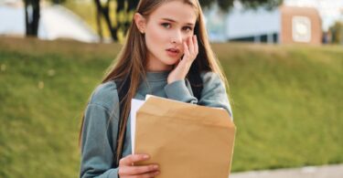 What Travelers and Wisdom Teeth Have in Common (And Why Preparation Matters) 