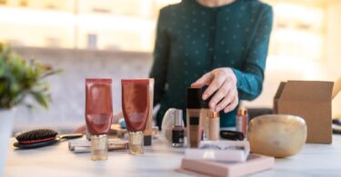 9 Must-Have Features in Your Next Private Label Lip Gloss Line