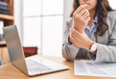 What Causes a Distal Radius Fracture: Understanding This Frequent Wrist Injury