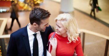 Why High Achievers Date Like They Dress - Curated and Polished 