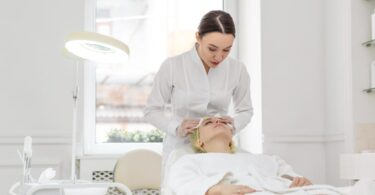Top Medical Spas in Sugar Land offering Natural-Looking Anti-Aging Treatments