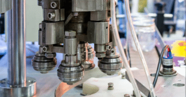 Understanding the Versatility of a Can Sealing Machine Across Multiple Industries