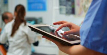 How Hospitals Can Deliver Better Care with EMR Software