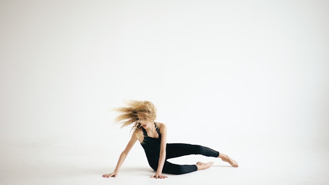 The Athletic Edge: How Modern Dancers and Fitness Enthusiasts Style Secure Accessories